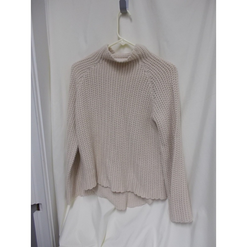 Main Strip Women Cream Beige Chunky Knit Turtleneck High-Low Scalloped Sweater